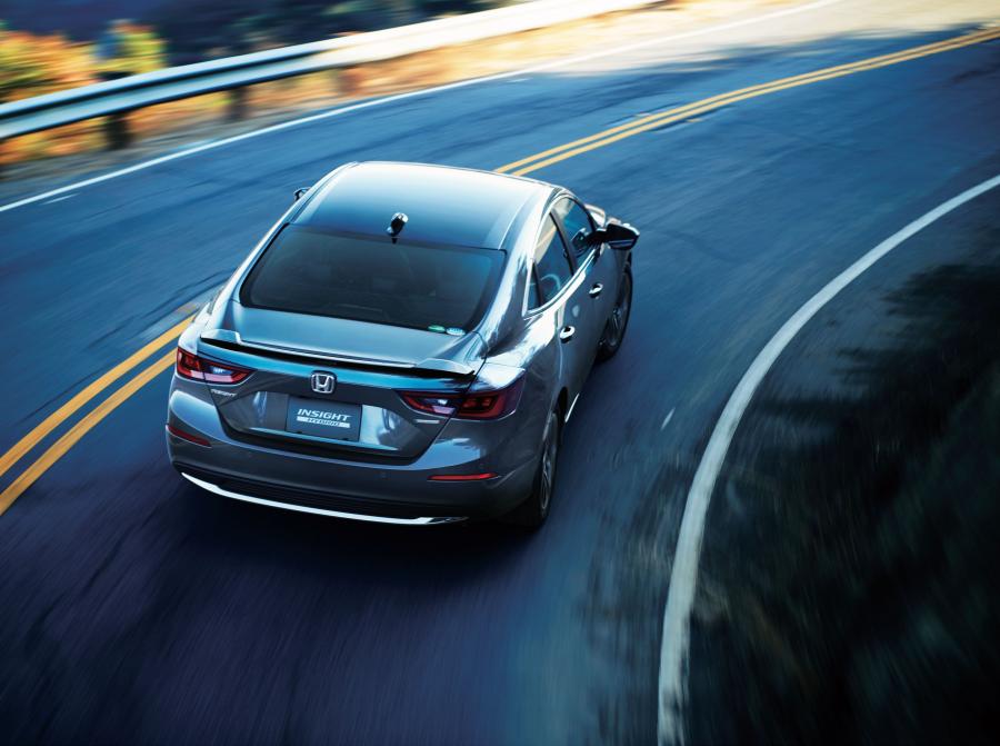  Honda Insight Hybrid EX 2018 года  (JP) (фото 7 из 17)